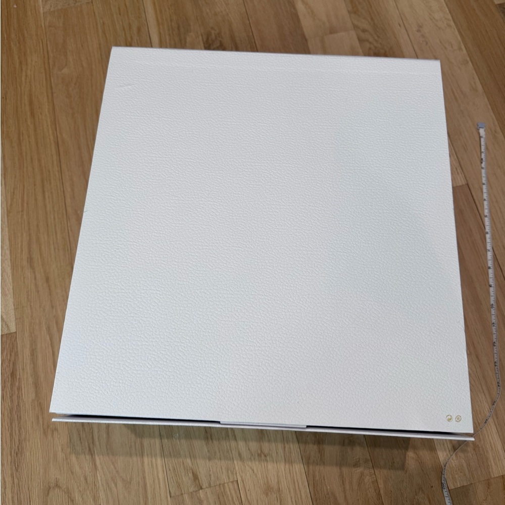Large Dior Box - Picture 5 of 5